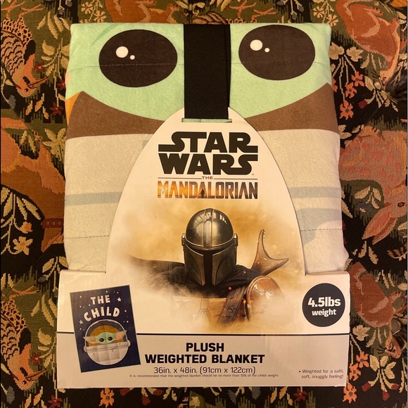 Star Wars The Mandalorian The Child 4.5 lbs Plush Weighted Blanket 36” x 48” NEW - Picture 1 of 4